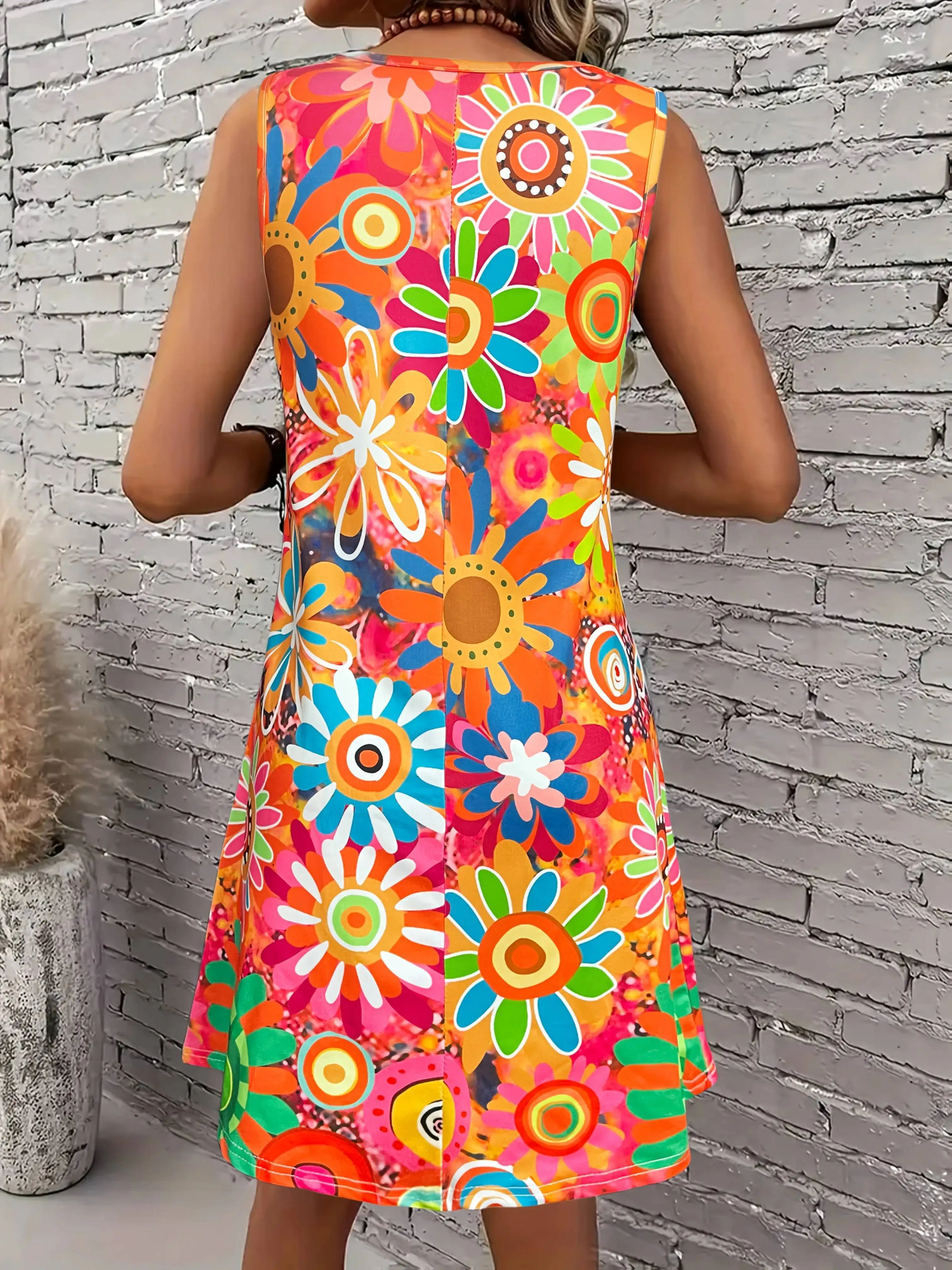 Women's Vibrant Floral Print Sleeveless Dress Spring/Summer Vacation Style Dress Fashion Sweet Womne Tank Mini Dress Tops VMA8