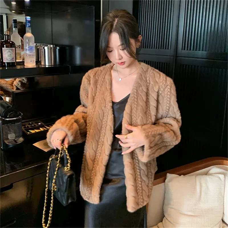 Brown Mink Fur Coat For Women With V-neck WoolCoat Lmitation Fur Jacket For Female Versatile Fashionable Stylish Button Fur Coat