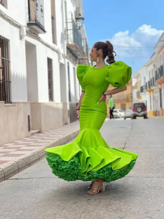 Striking Neon Green Mermaid Women Maxi Dresses To Prom Party Short Puff Sleeves And Lush Bottom Formal Party Dresses