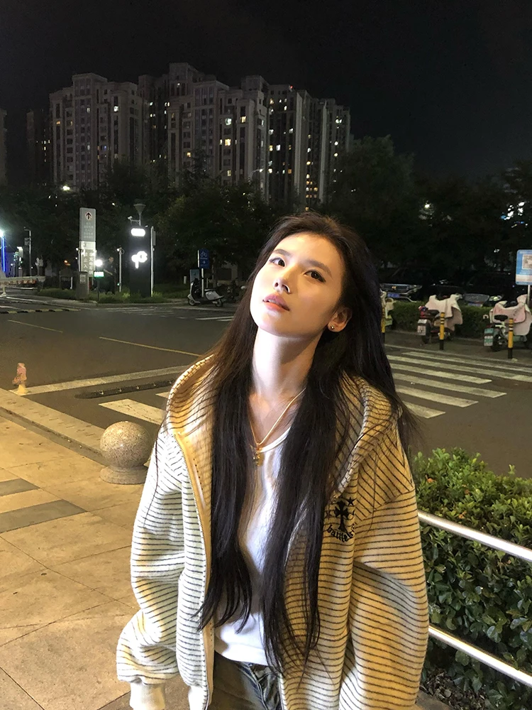 

Американский уличный стиль: вышитый полосатый кардиган-худи для женщин, свободный крой, осенне-зимняя модная верхняя одежда для пар, с длинными рукавами