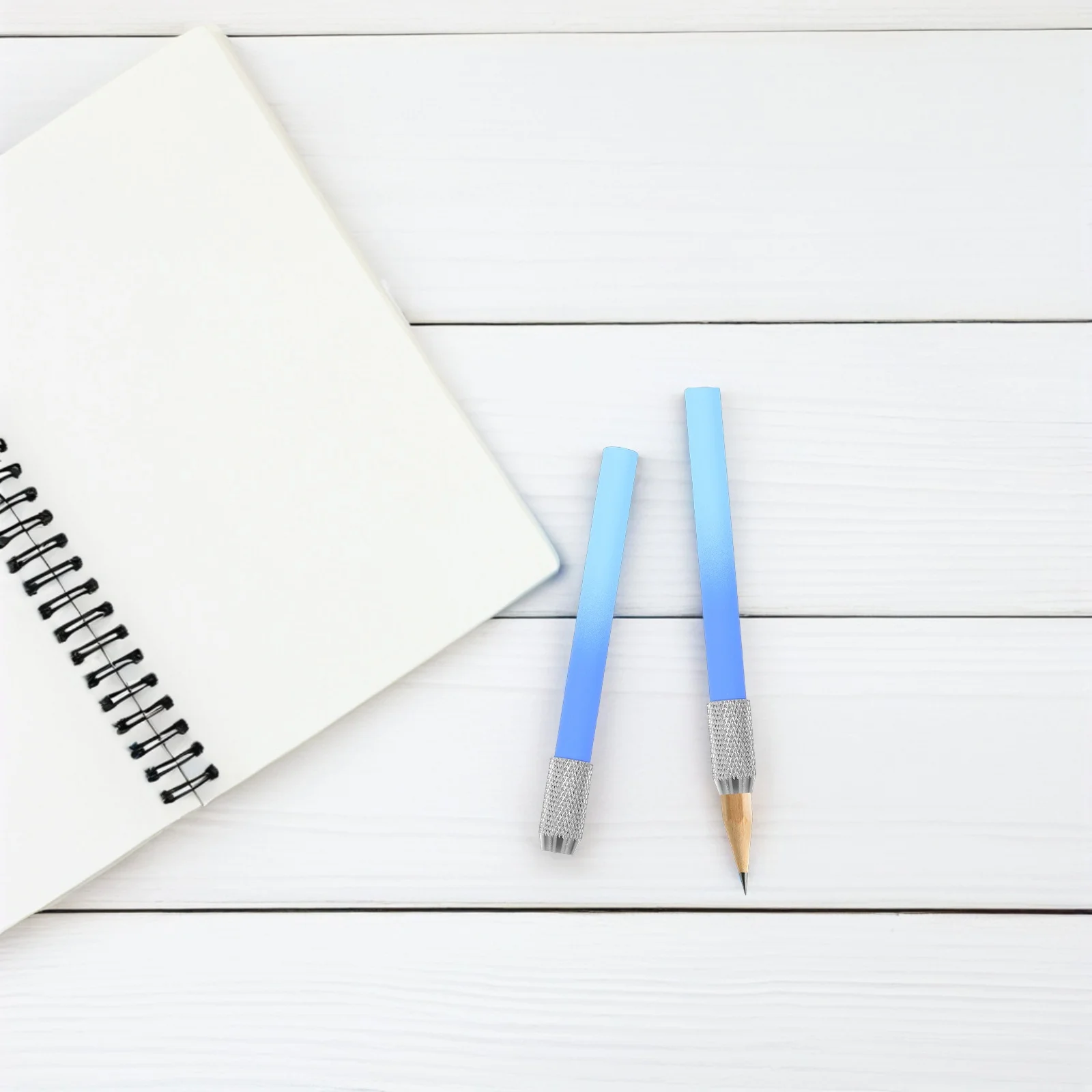 

4Pcs Metal Pencil Extender Universal Holder for Colored Pencils Drawing Art Sketch Lengthener Colored Pencil Extender