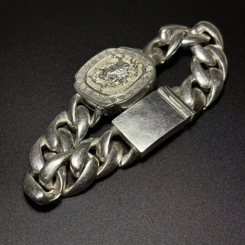 Chinese Tibetan silver hand-hollowed Kirin amulet auspicious transshipment fashion bracelet overlord gift