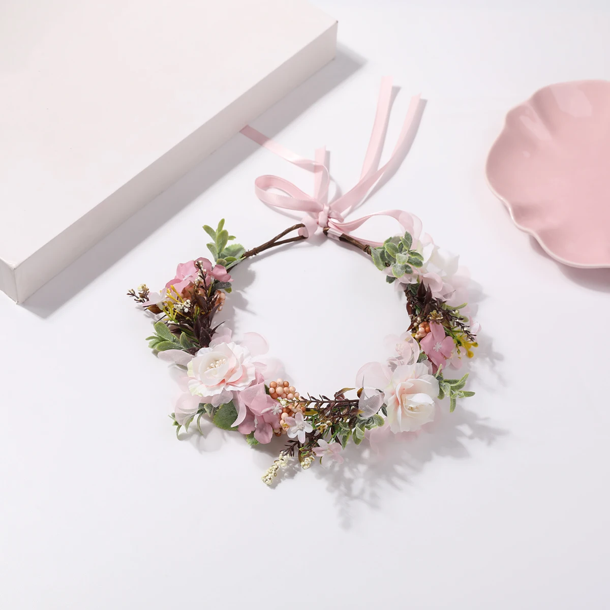 Pink and white pastoral small fresh flower wreath hair hoop fairy gas rose flower flower headdress, retro antique style flower w