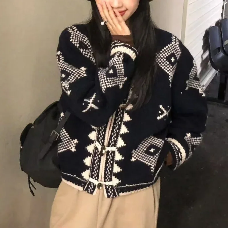 

Retro Jacquard Round Neck Horn Button Sweater Coat Women's Loose Lazy Style Knitted Cardigan Top Autumn and Winter