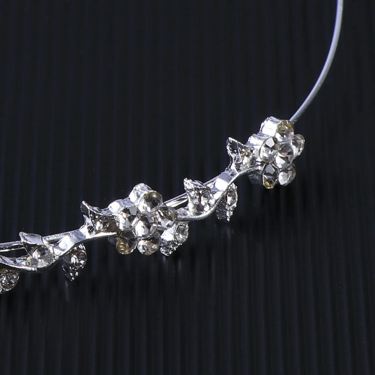 Silver Rhinestone Tiara Headband Wedding Hair Accessories For Flower Girl Bridal Crown Floral Tiara Headpiece Bridal Hair Band