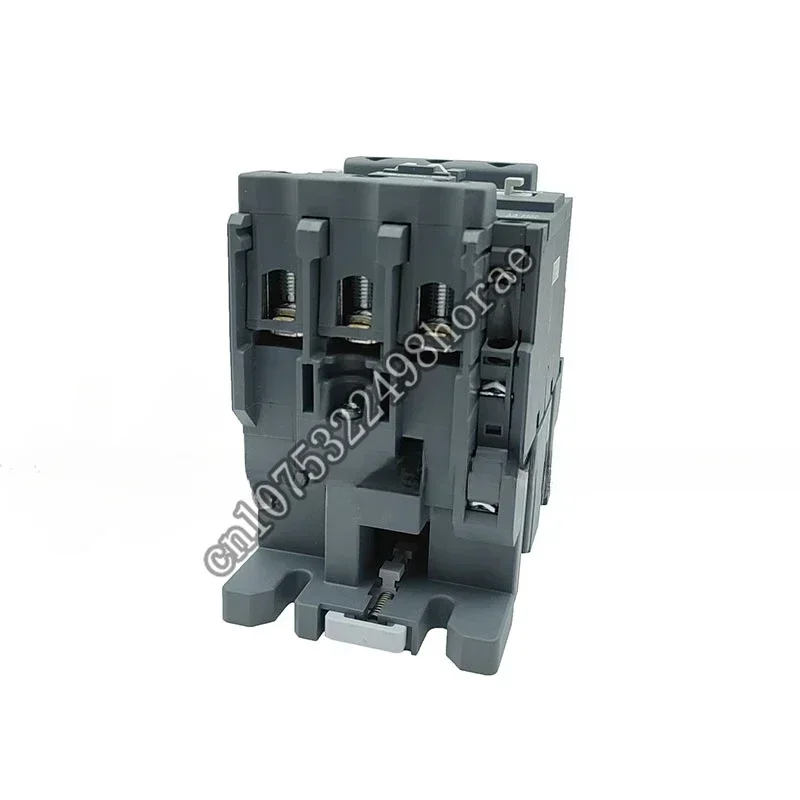 

Оригинальный контактор переменного тока LC1N65M5N LC1N65Q5N LC1N65F5N LC1N65CC5N LC1N65B5N LC1N65E5N LC1-N65 220 В 380 В