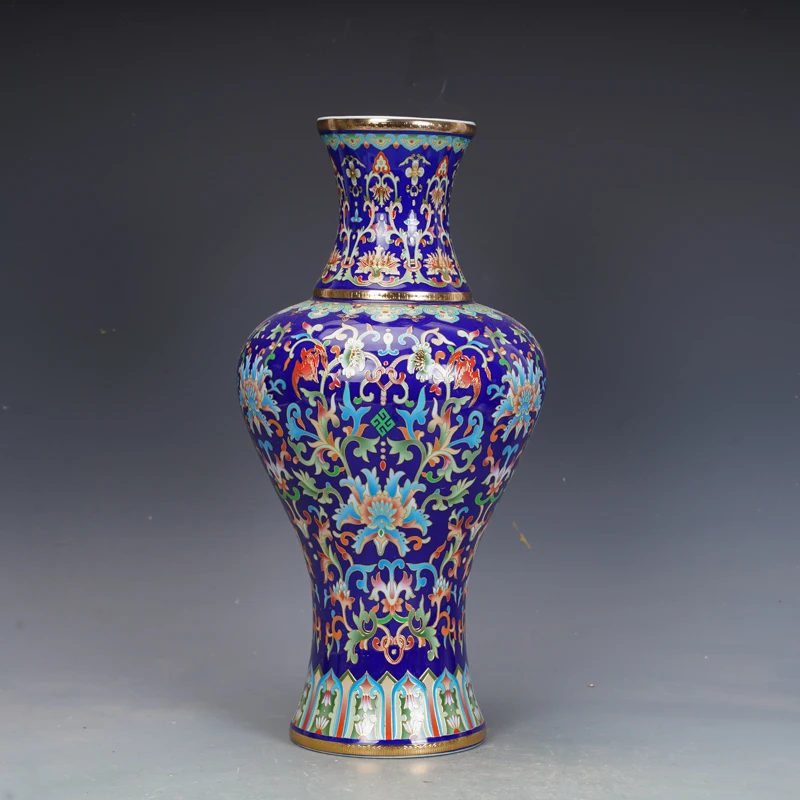 Qing-Dynastie Qianlong Porzellan Vintage Vase Mittelstücke Emaille Lotus Antike Vase China Oriental Collection Ornamente