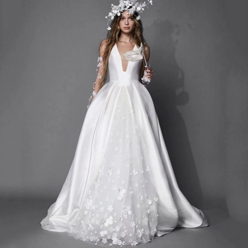 Customized Elegant Deep V Neck Wedding Dress A Line Tank Bride Gowns Lace Simple Sweep Train New Arrival Vestidos De Novia