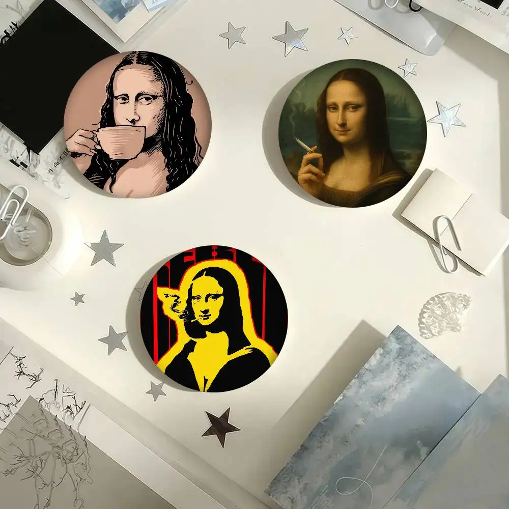 ART Mona Lisa Anime Button Pin Handgefertigte Brosche für Kleidung Cartoon-Abzeichen Rucksack-Dekoration Schmuck-Accessoires