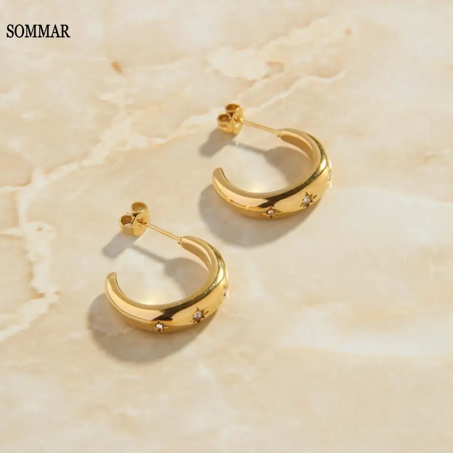 

SOMMAR floating charms Gold color stud earrings for female C-shaped inlaid zircon earrings women earrings wedding