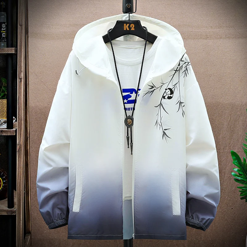 

New Chinese Sle adient Ice Silk Lightweight Men's Sun Protection Jaet Summer Coat Trendy Hooded Outerwear Breathable