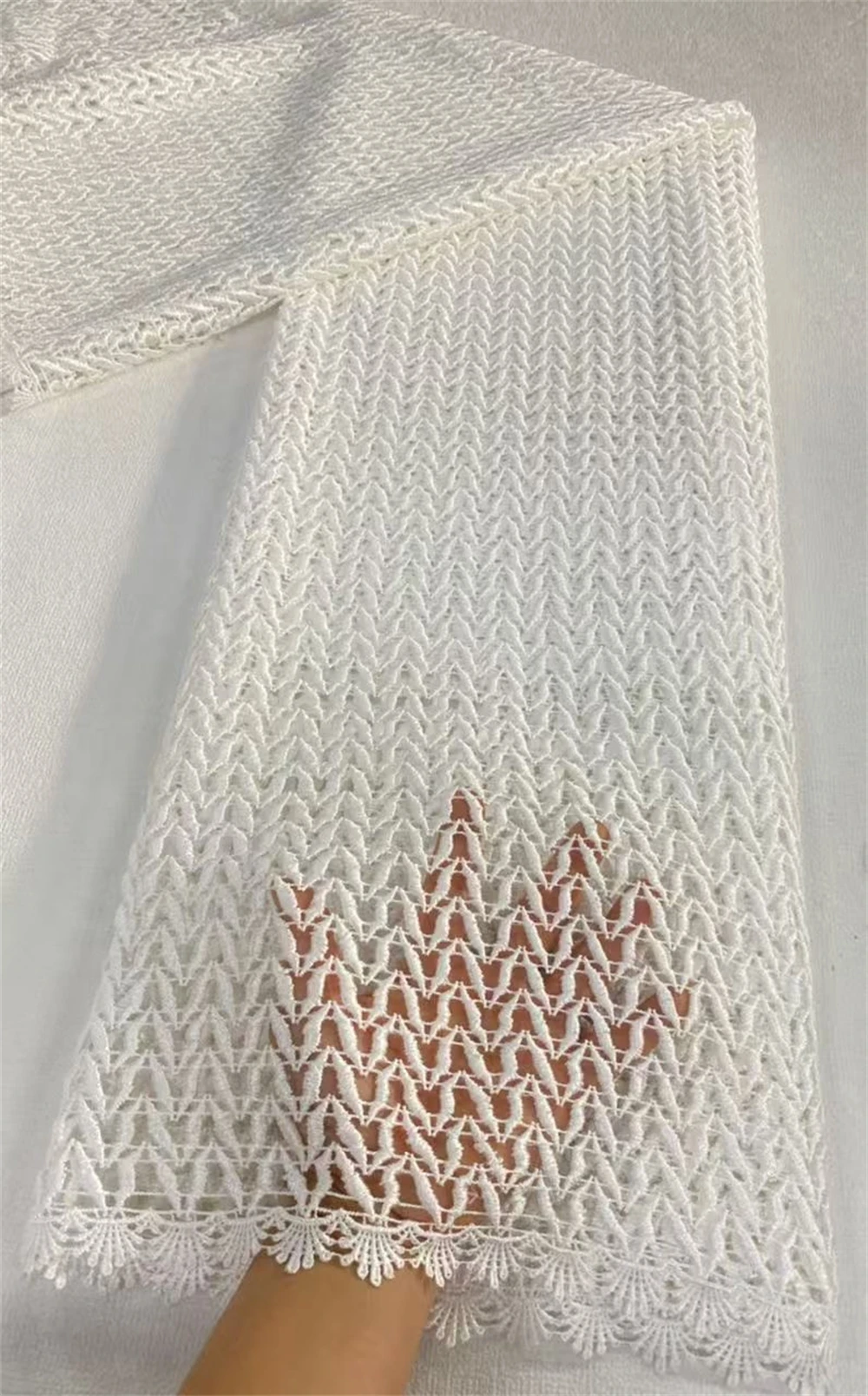 

2025 Nigerian Tulle Lace Fabric for Sewing, Wedding Embroidery Dress,Sequins Party Guipure, High Quality, 5Yard, JL448