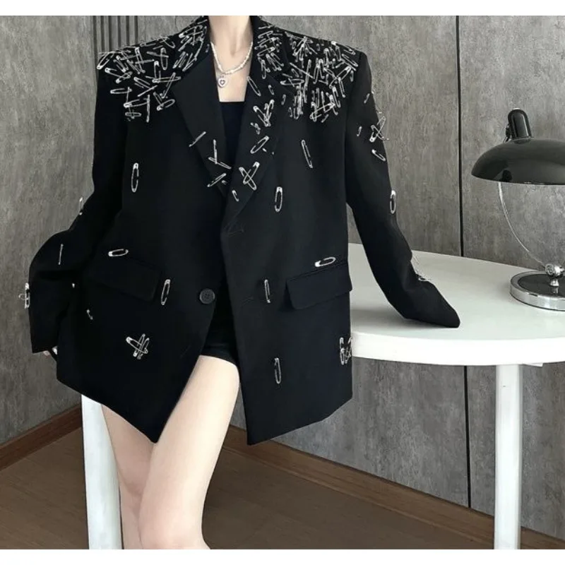 Veste de costume noire ample décorée à la main avec épingle de sûreté, Style unisexe pour le printemps et l'automne, haut blazer décontracté au Design de Niche