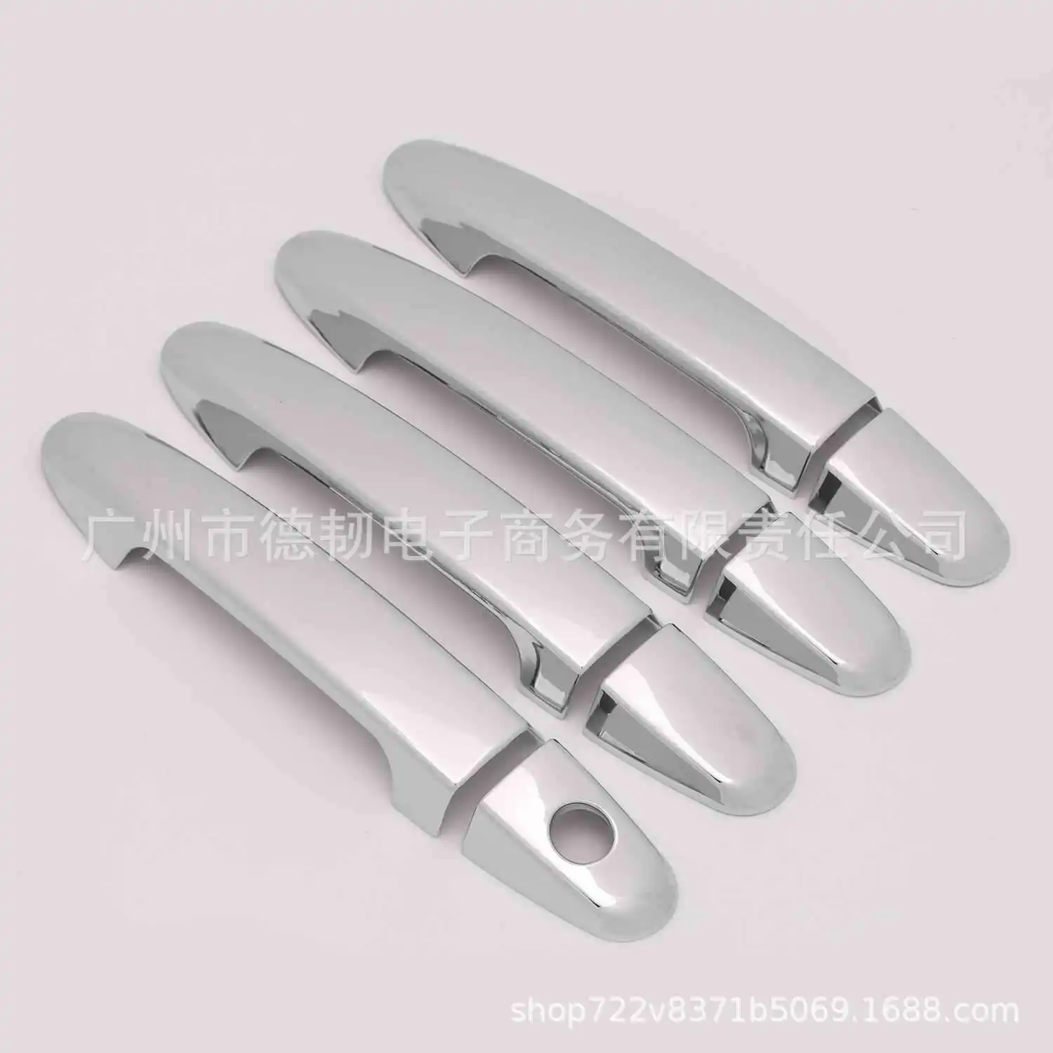 

Chrome Door Handle Trim Cover for 2007-2012 Hyundai Santa Fe