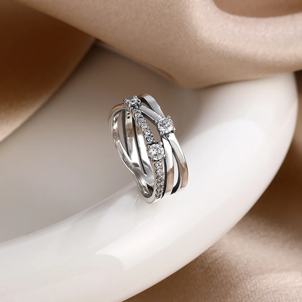 แหวนเงินแท้ 925 ประดับคริสตัลเพทายสองชั้น ดีไซน์วงแหวนซ้อนกันได้ เหมาะสำหรับเป็นเครื่องประดับงานแต่งงาน งานหมั้น หรือเป็นของขวัญ