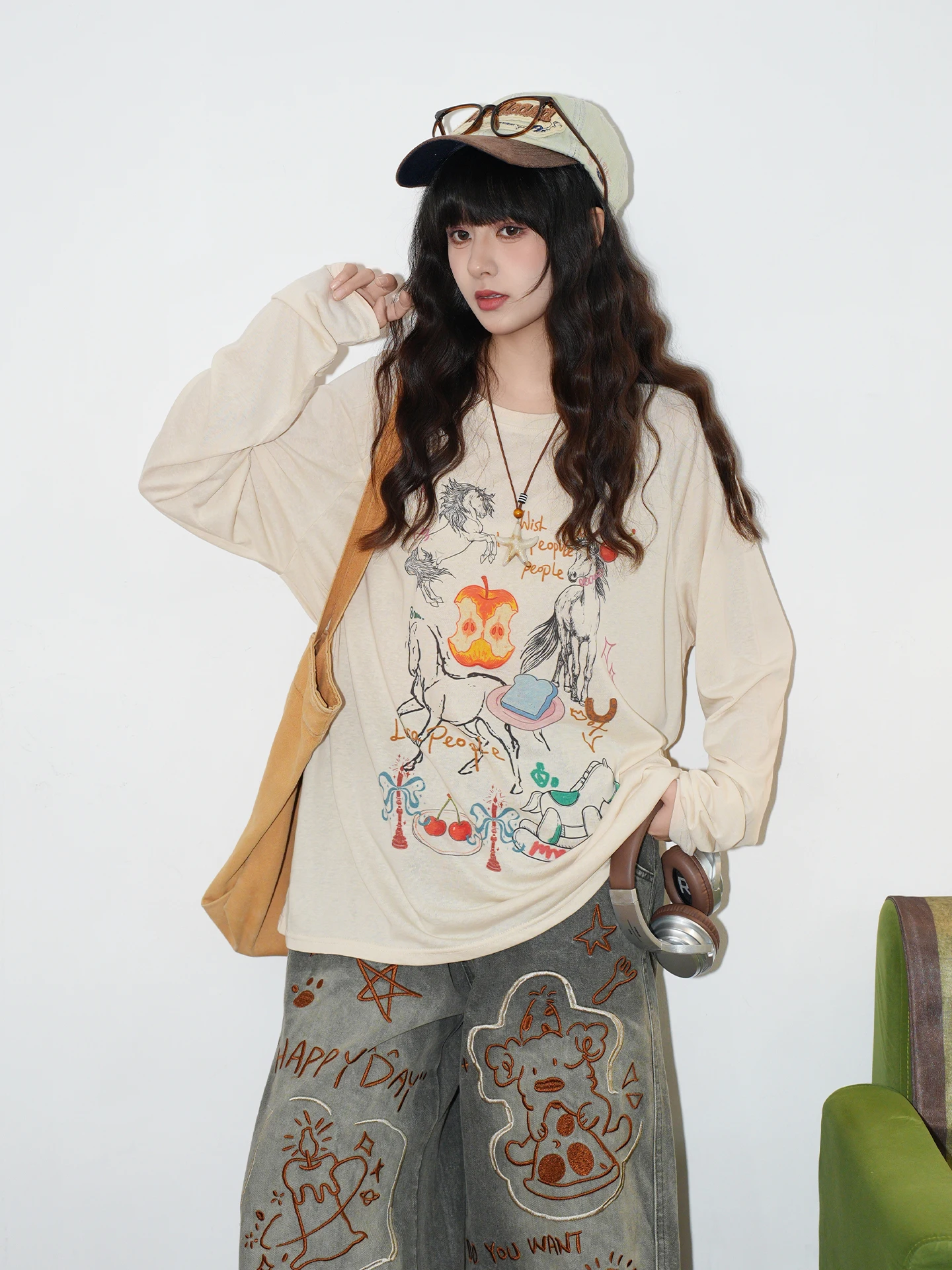 Hand-Drawn Graffiti Print Long Sleeve T-Shirt Women's Loose Lyocell Skin-Friendly Sunshade Cover up Top Casual Style