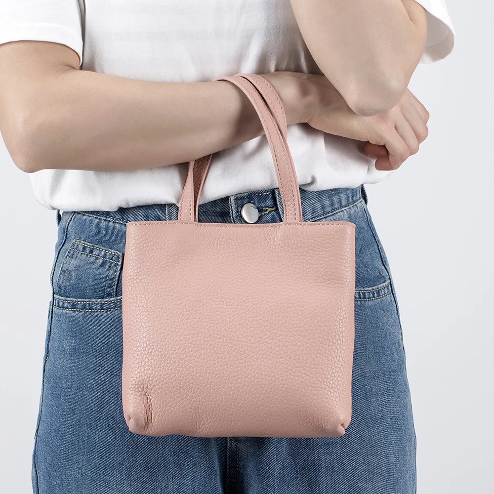 Genuine Leather One Shoulder Bag Soft Cowhide Women Luxury Chain Crossbody Commuter Bag Designer Handbag Phone Pouch For Female