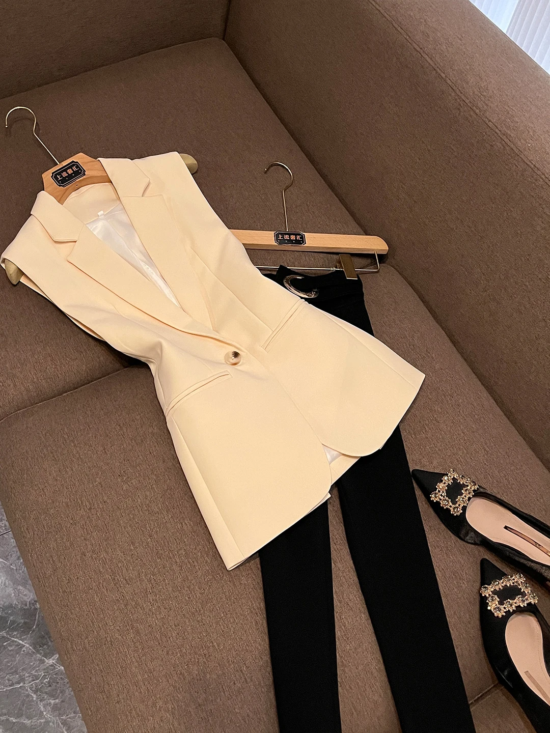 

Женский костюм, жилет, повседневная уличная одежда, длинный дизайн для поездок на работу, утягивающий внешний джинт, новинка 2025 года, Sle OK407