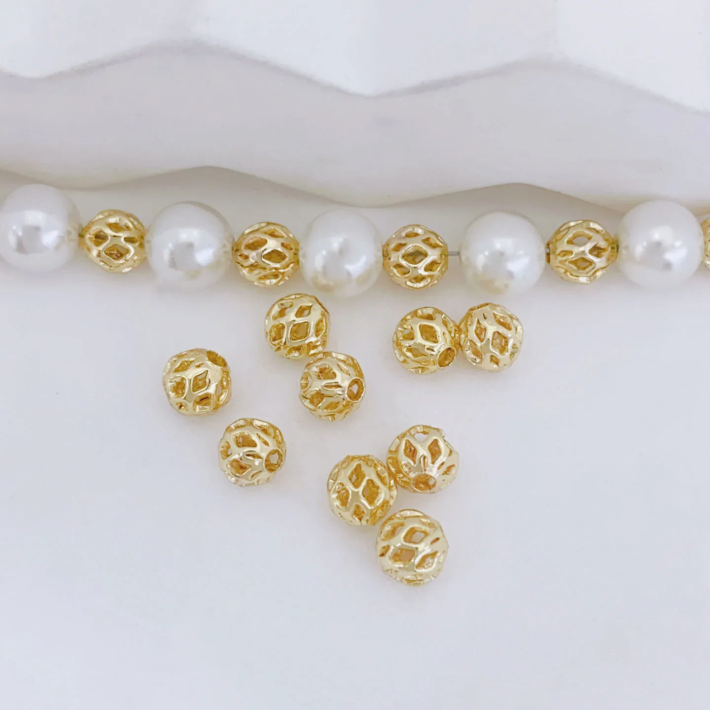 ลูกปัดตาข่ายกลมชุบทอง 50 ชิ้น สำหรับทำสร้อยข้อมือ สร้อยคอ DIY อุปกรณ์ทำเครื่องประดับ ขายส่ง