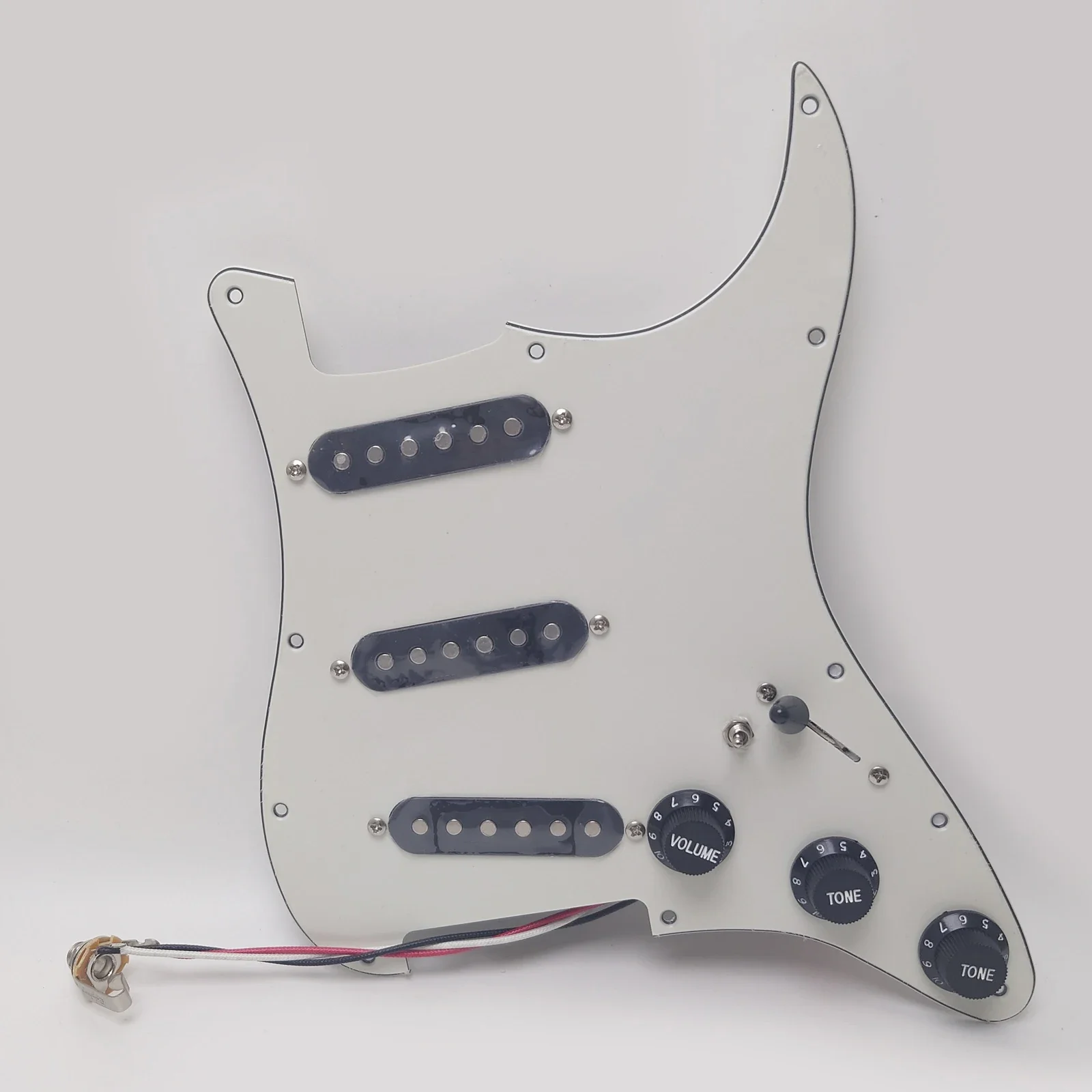 SSS Guitar Prewired Loaded Pickguard Single Coil Pickups Set for ST Electric Guitar Replacement Parts