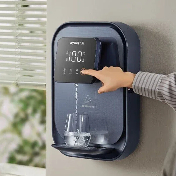 Pipeline machine. Household wall-mounted. Instant hot water dispenser. Intelligent heating machine. Direct drinking machine