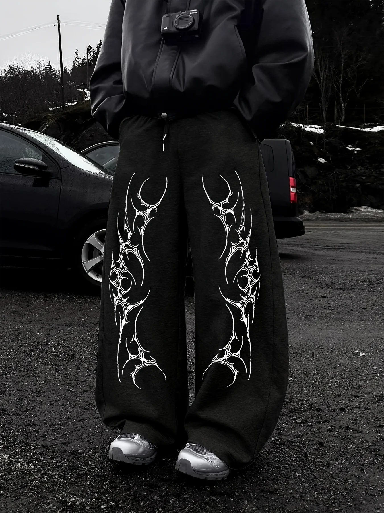 2026 New Men Baggy Wide Leg Sweatpants Gothic-style Print Drawstring Elastic Waist Casual Joggers Streetwear Long Trousers