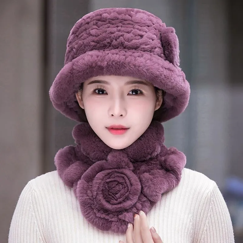 A fur hat for women in winter thickened warmth set of top hats ear-protecting and scarves middle-aged elderly mothers