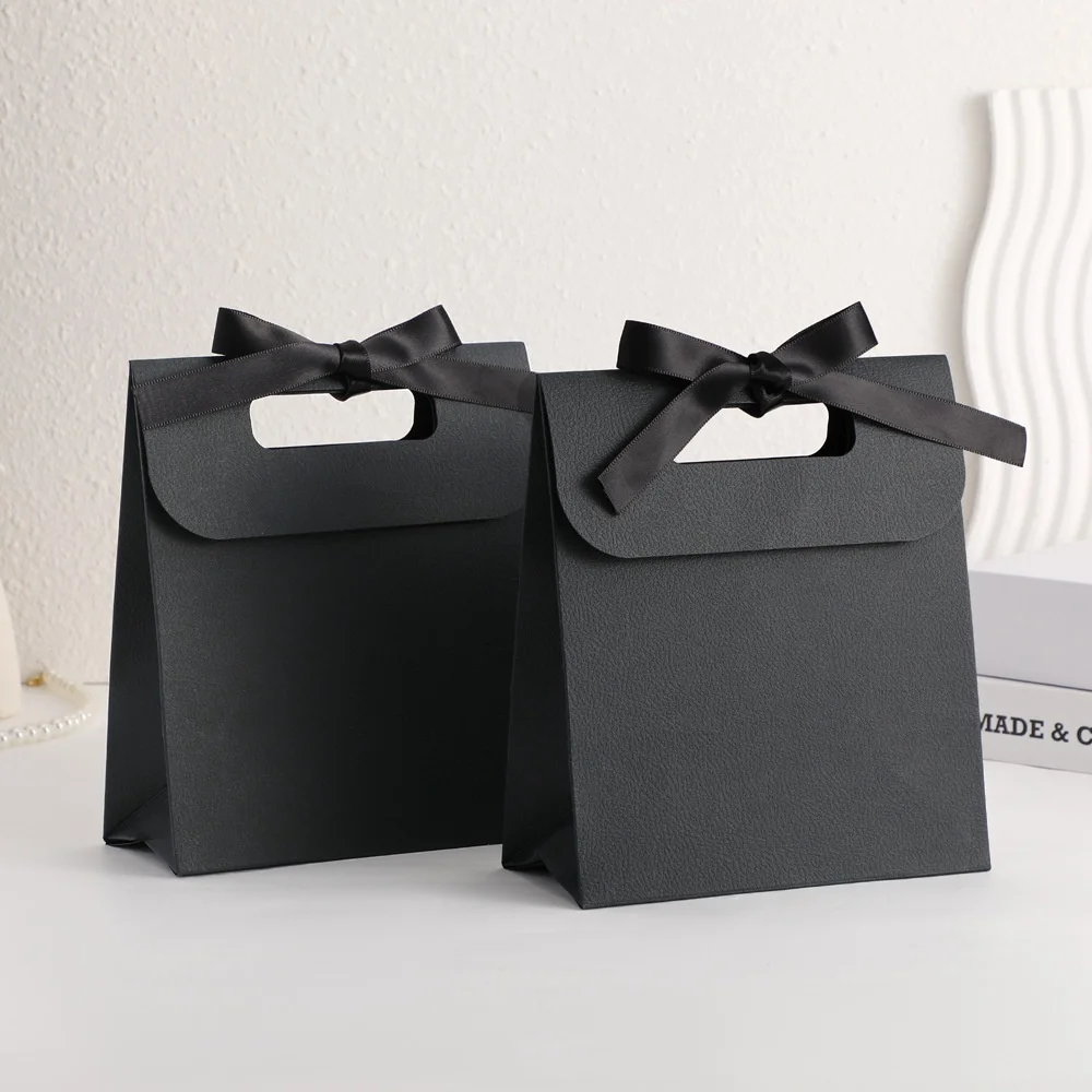 

Paper Gift Bag Flip Cover Packaging Bag With Handle Wedding Candy Jewelry Packing Box Birthday Party Package