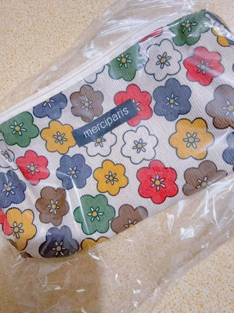 

1Pc Art Vintage Flower Grid Corduroy Pencil Case Student Stationery Organizer Storage Bag School Supplies
