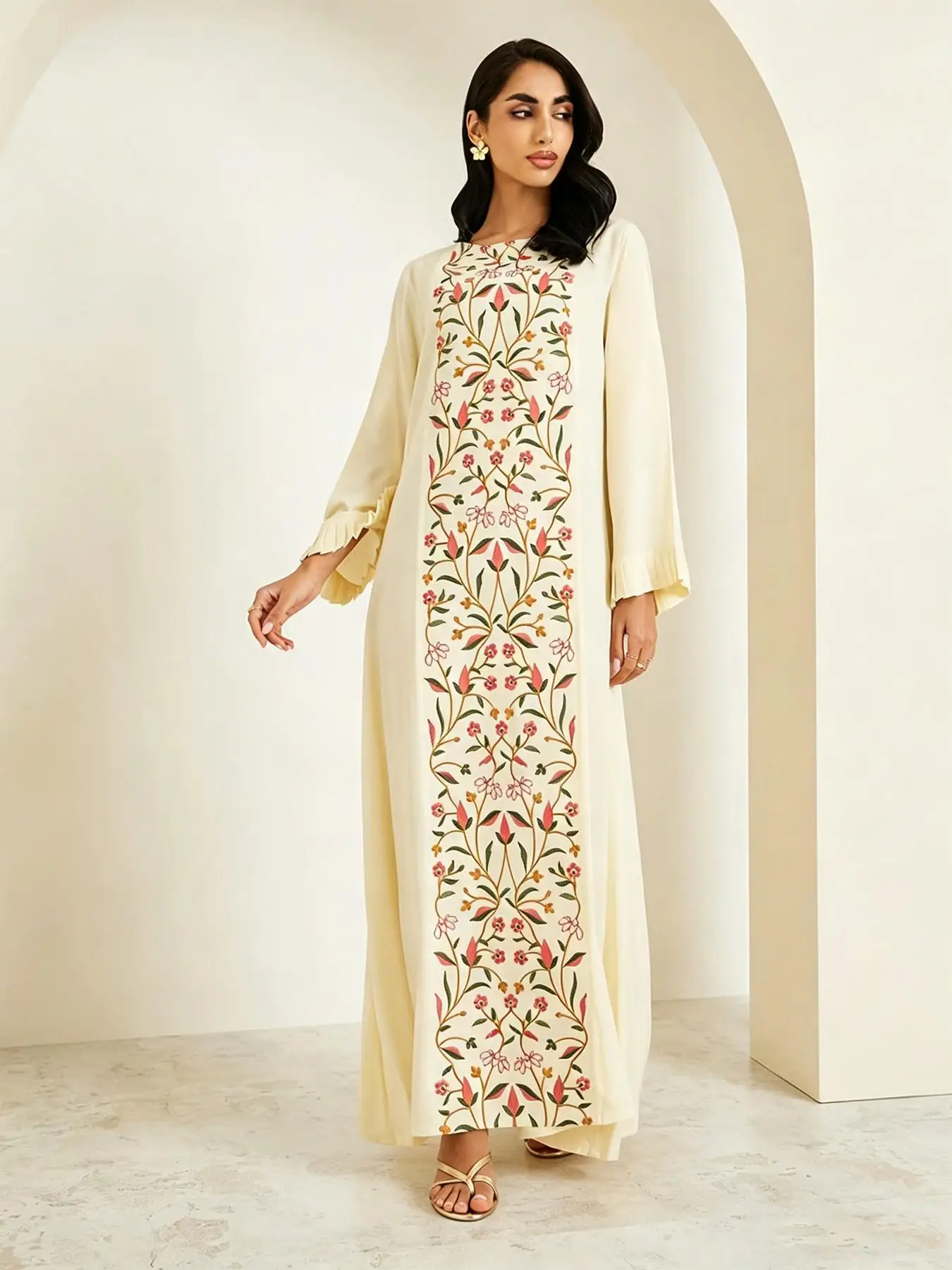 Elegant Muslim Long Dress, Floral Print Abaya, Graceful Pleated Bell Sleeve, Loose-Fit Maxi Dress for All Seasons