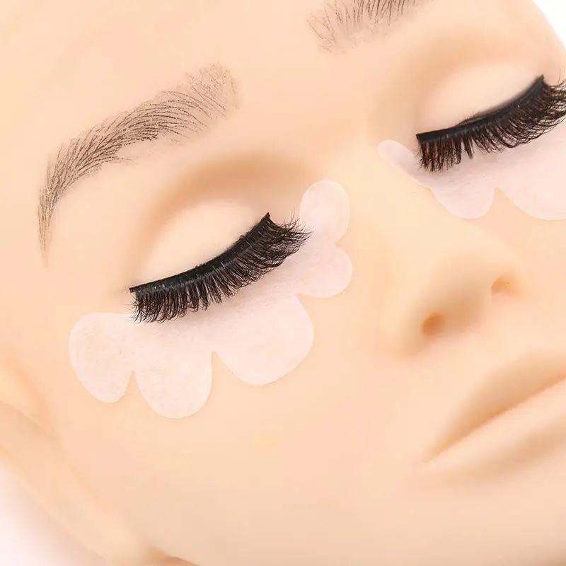 100Pcs Hydrogel Patches Under Eye Pads Tools Grafting Eyelash Under Eye Pads Eyelashes Extension Cloud Shape Eyelash Stickers.