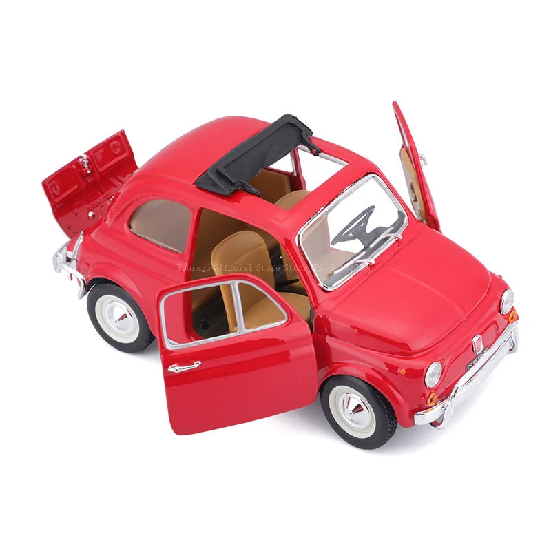 Bburago-coche de carreras de aleación, vehículo de lujo fundido a presión, escala 1:24, 1968, Fiat 500L, colección de juguetes, regalo