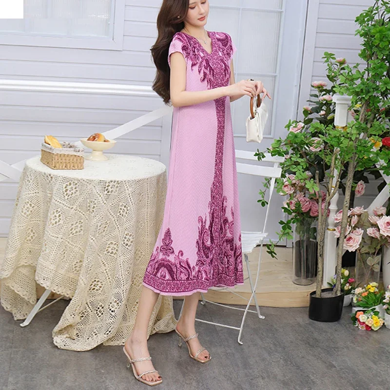 

YUDX 2025 Summer New Fashion Casual Peplum Short Sleeve Elastic Straight Dresses Miyake V-neck Printed Pleated Women's Dress