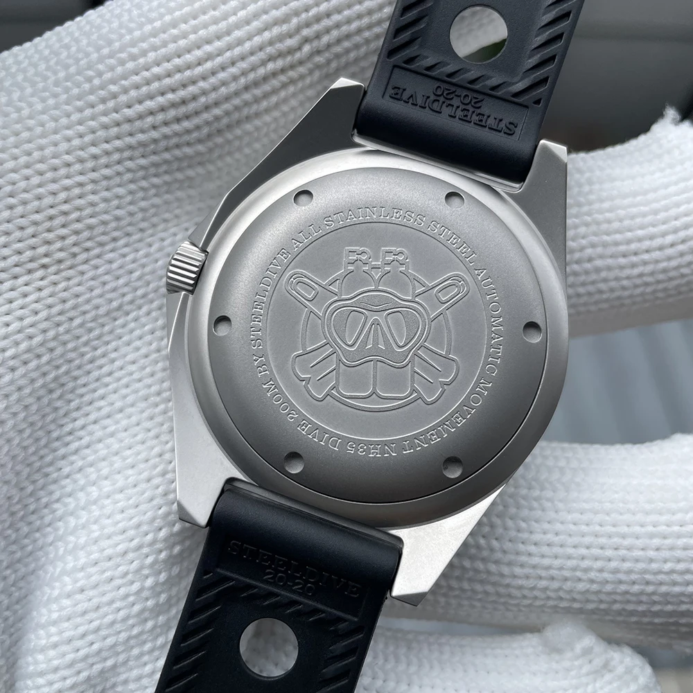 STEELDIVE Orologio da sub da uomo Orologio sportivo automatico 200M Orologio da polso meccanico impermeabile BGW-9 Zaffiro luminoso NH35 Lunetta in ceramica