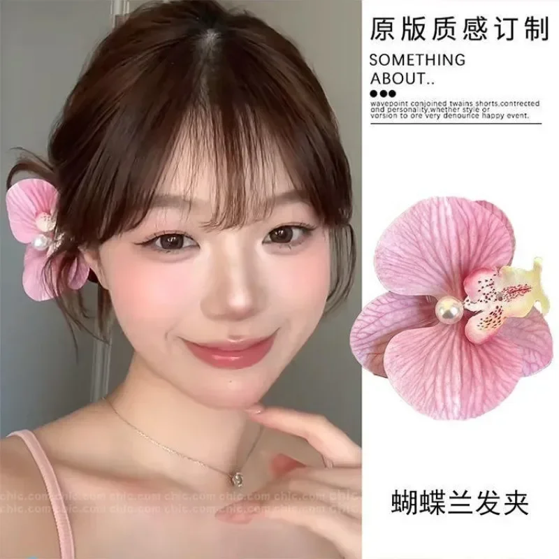 

Sweet Pink Orchid Flower Hair Clip Headdress Korean Pearl Flower Hairgrip Barrettes Ornament Bohemia Bridal Hair Accessories