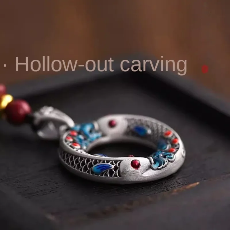 Fashion Hollow Koi Necklaces for Men and Women Retro Circle Carving Carp Ping Buckle Pendant Cinnabar Rope Jewelry Accessories