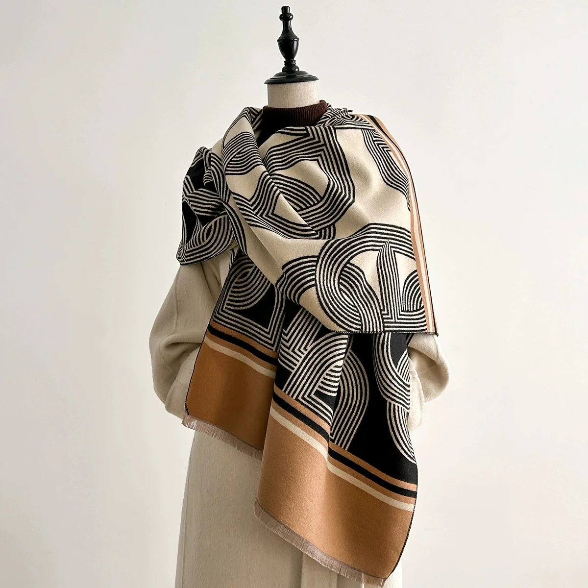 

2025 Luxury Brand Two-Sided Jacquard Scarf Pashmina Cashmere Soft Warm Fringe Pashmina Shawl Winter Coldproof Windproof Blanket