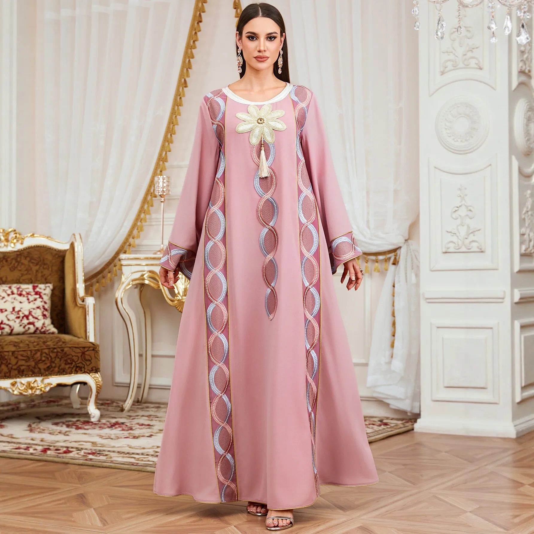 

Morocco Muslim Women Embroidered Abaya Dresses Tassels for Dubai Ramadan Loose Dress Arab Robe Jalabiya Casual Kaftan Turkish