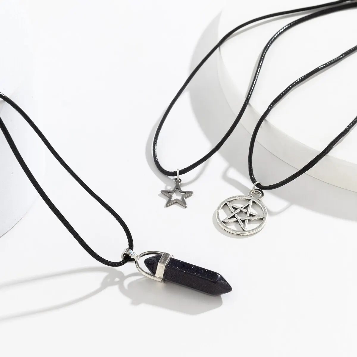 3Pcs/Set Goth Boho Pentagonal Star Crystal Leather Wax Thread Chain Necklace for Women Multilayer Choker Halloween Jewelry Gifts