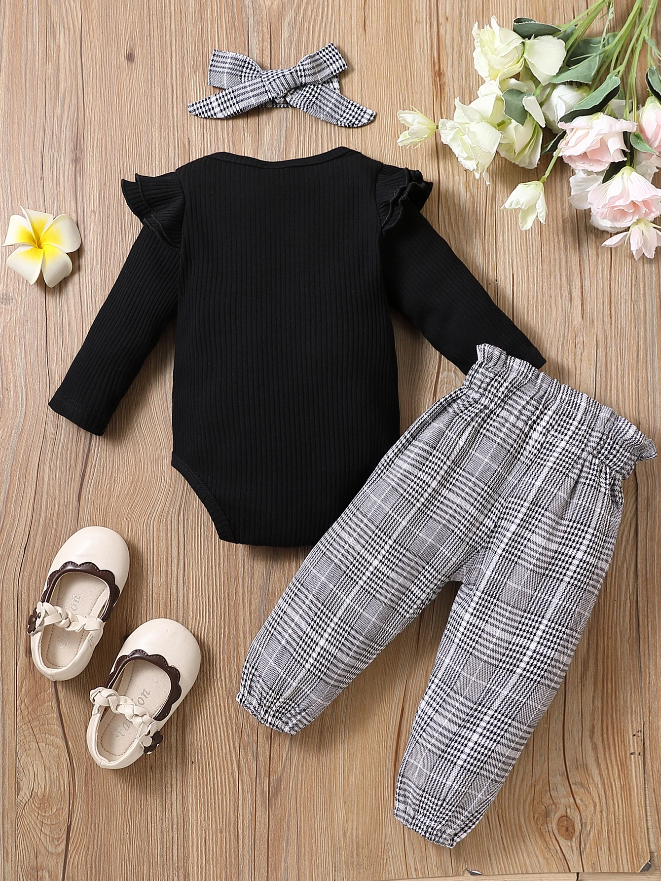 

Комплект из 3 предметов: боди с рюшами для девочек, клетчатые брюки и повязка на голову, весенне-осенняя одежда для новорожденных