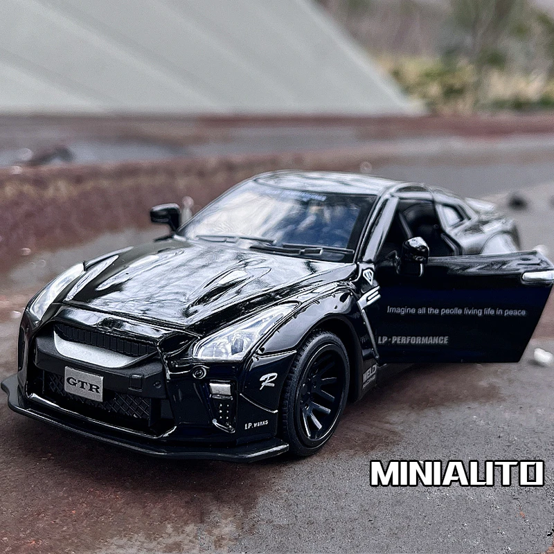 1:32 Nissan Skyline Ares GTR R34 R35 Alloy Sports Car Model Diecasts Metal Racing Car Model Simulation Collection Kids Toy Gifts