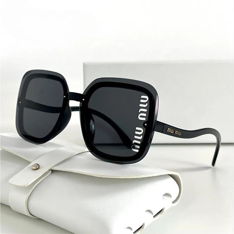 

2025 New Trendy Oversized Square Sunglasses Women Men UV400 Protection Fashionable Outdoor Eyewear Korean Style Large Frame
