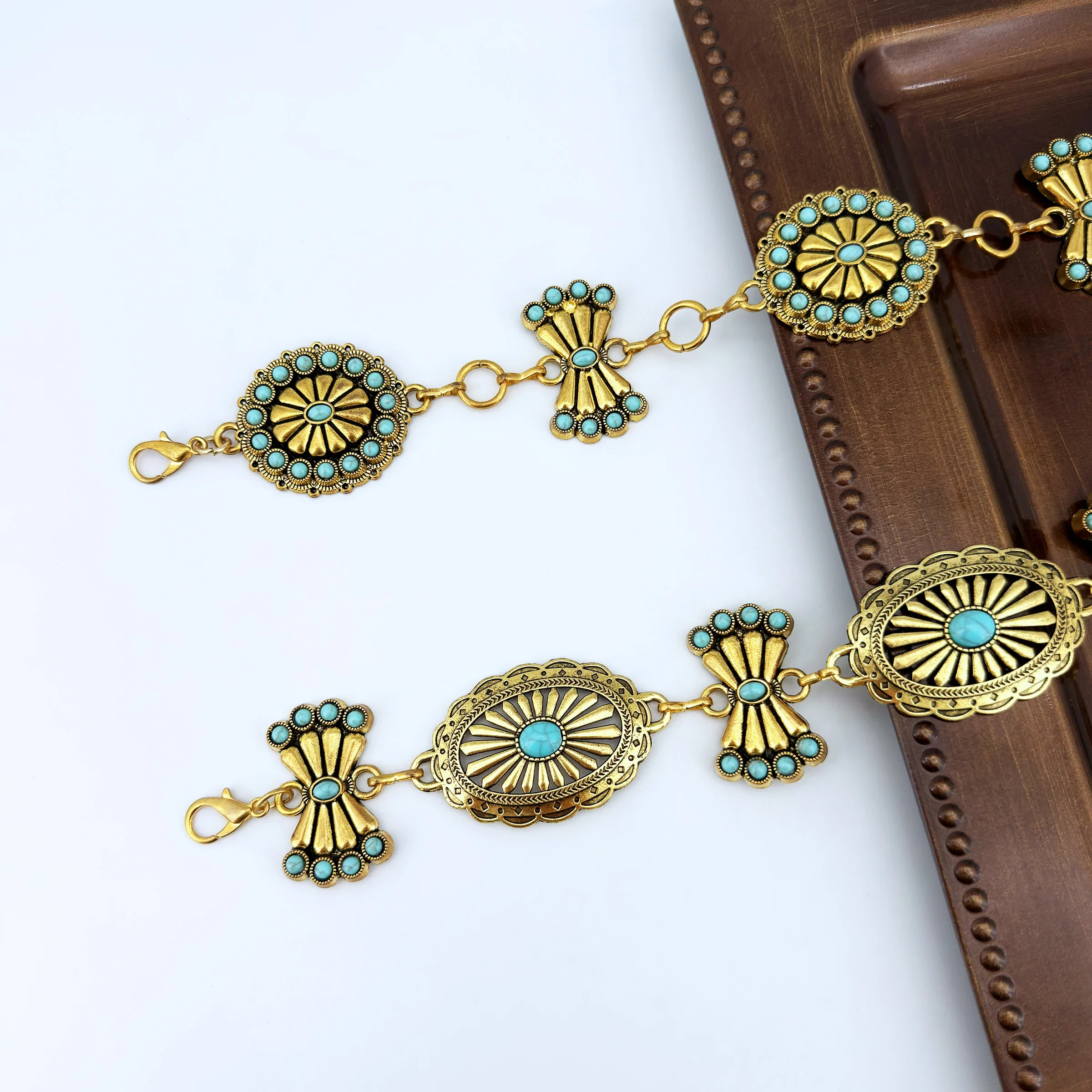 1PC Bohemian Women's Waist Chain Embedded Turquoise Luxury Fashion INS Small Fragrance Style Clothing Accessories