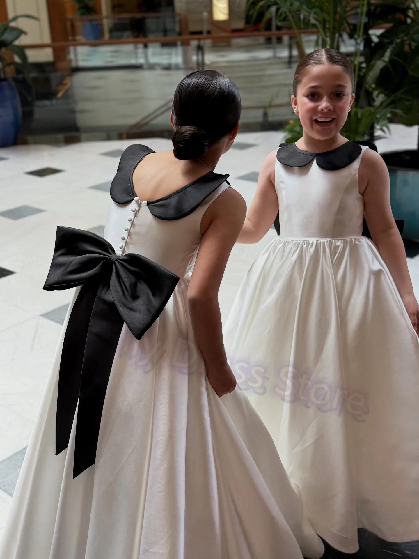 Vestido branco personalizado para meninas, vestido de cetim até o chão, sem mangas, para casamento, aniversário infantil, primeira comunhão, baile