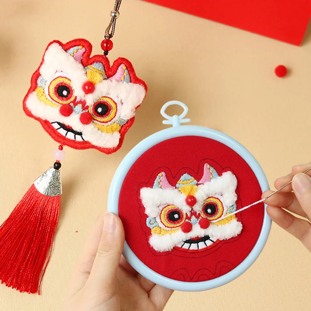 New Chinese Amulet Lucky Fortune Dancing Lion Pendant DIY Embroidery Kit Handmade Material Bag Pack Needlework Talisman Pendant