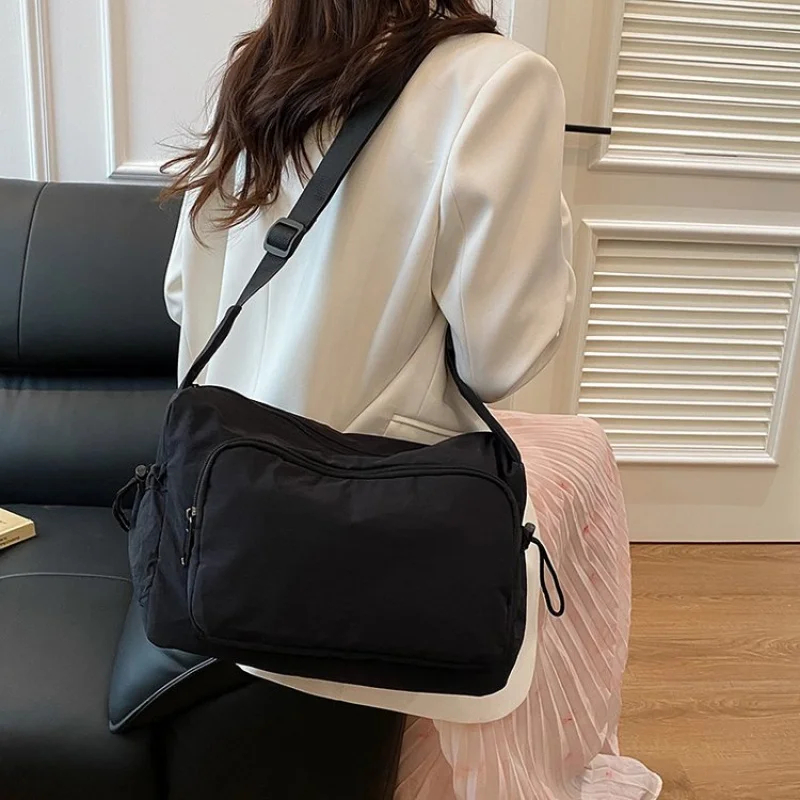 

Elegant Women's Tote Bag Made Of Premium Leather Boasting Famous Designer Inspired And Trendy Long-Lasting Look ​