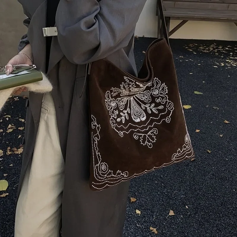 

Unique Timeless Diaper Bag One Shoulder Parenting Daily Work Exquisite Fashionable Chic Sophisticated Elegant Portable