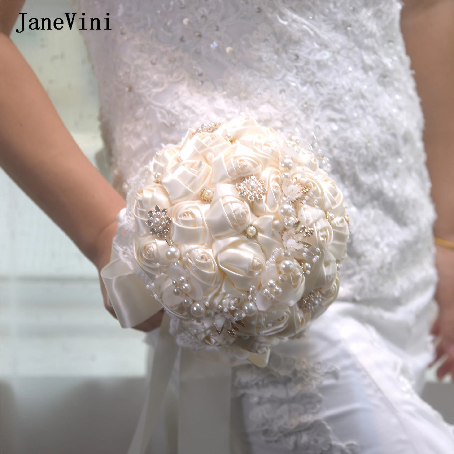 JaneVini New Stunning Wedding Flowers Ivory Bridesmaid Bridal Bouquets Pearls Artificial Satin Roses Bride Wedding Bouquet Cheap