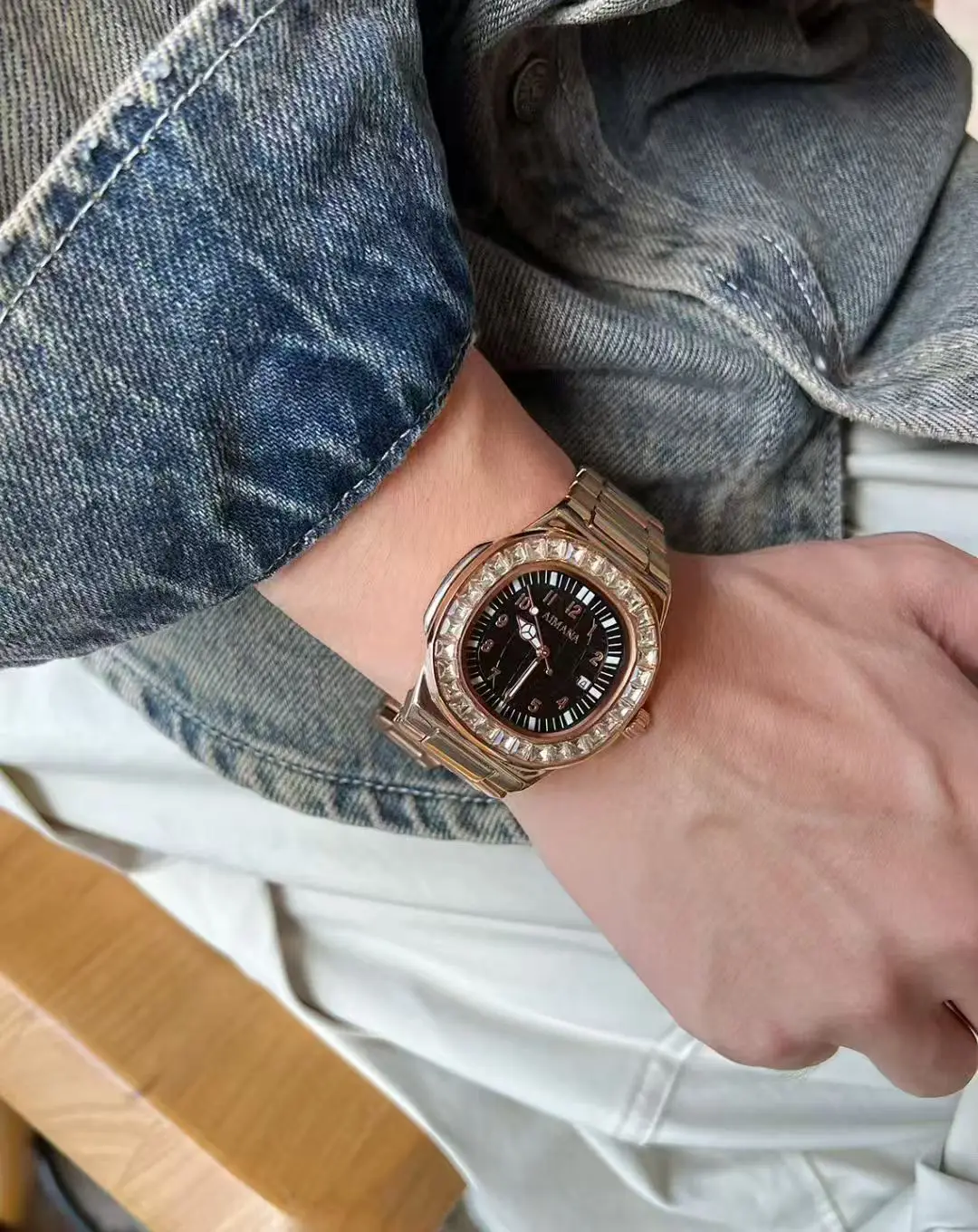 RELOJ DE ORO ROSA ELEGANTE PARA HOMBRE Y MUJER