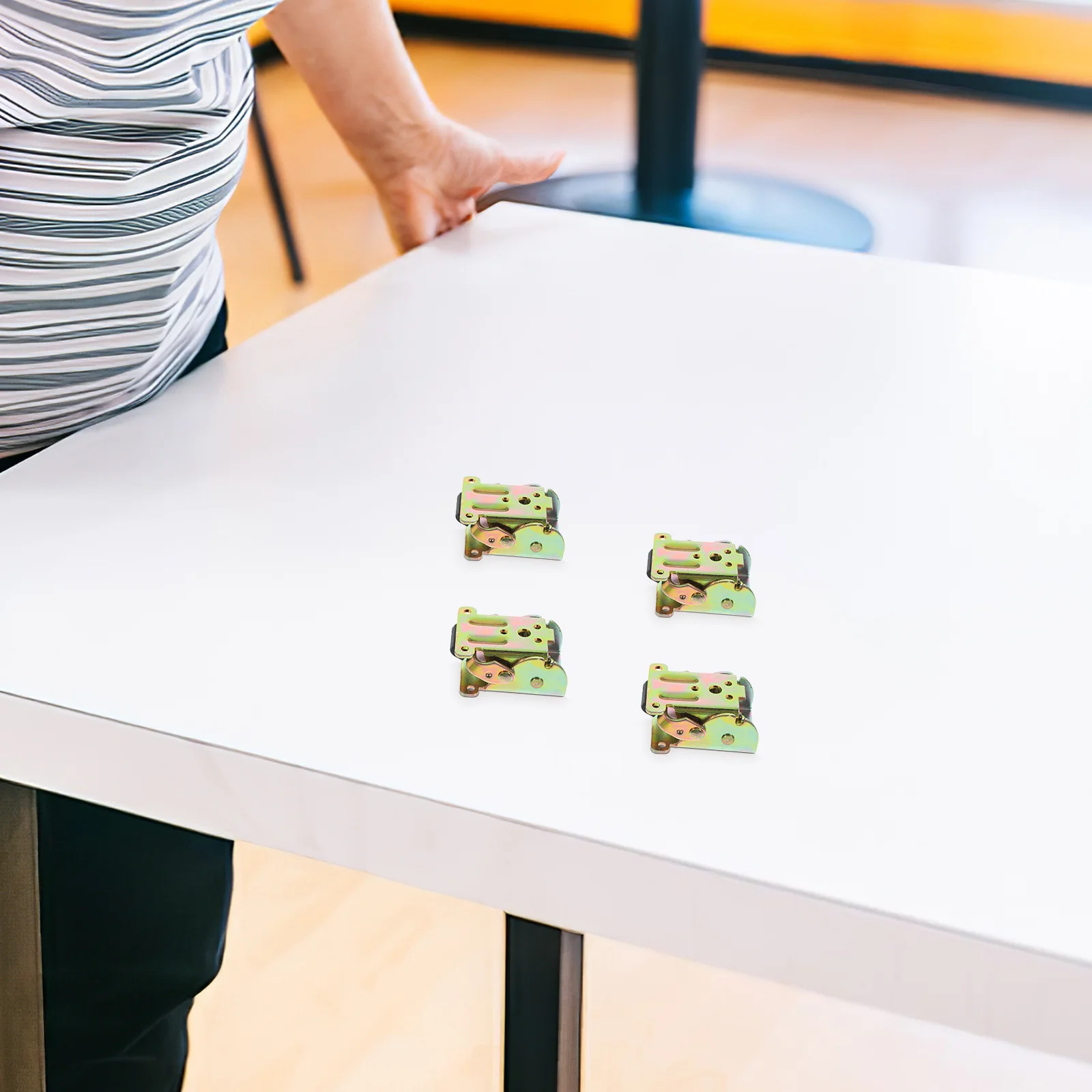 

4pcs Iron Self-Locking Folding Hinge Table Chair Leg Bracket Heavy Duty Durable Hardware Fitting For Kitchen Laundry Garage